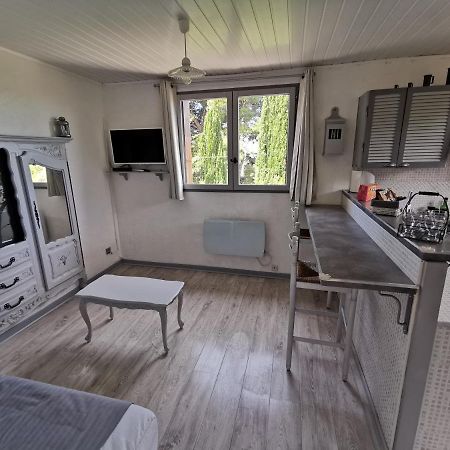 Guest House Provencal Vitrolles  Dış mekan fotoğraf